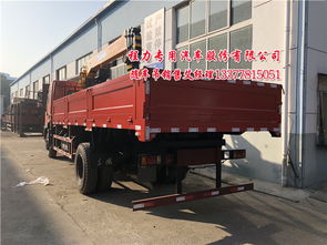 清障車系列 貨車吊與自卸帶吊的綜合應(yīng)用與市場(chǎng)分析