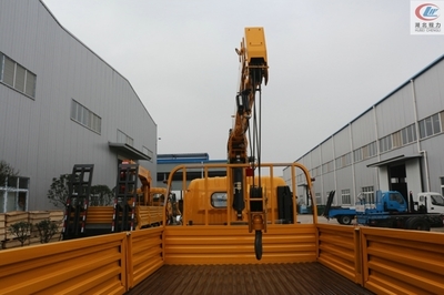 南安隨車吊采購指南 渠道、選擇與注意事項